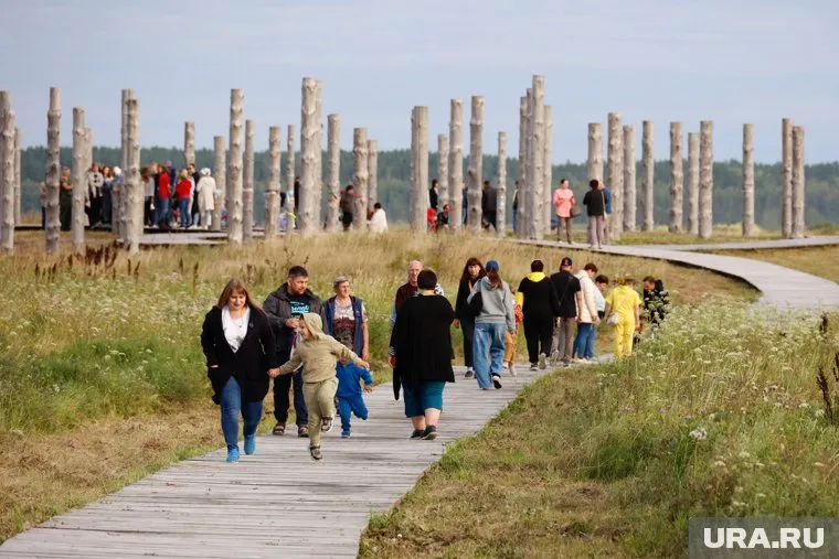 На святилище ежегодно приезжают тысячи туристов
Фото: Екатерина Сычкова © URA.RU
