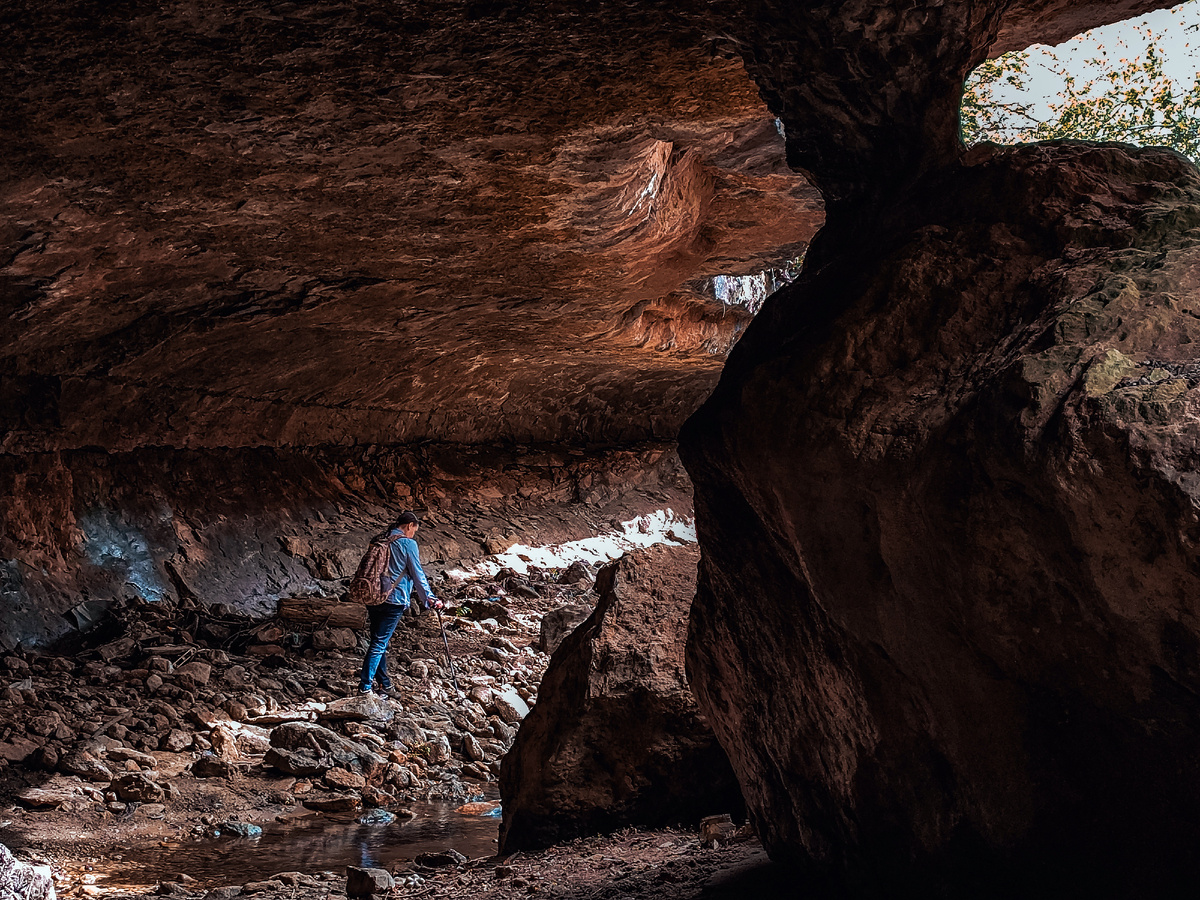 Природный тоннель на реке Кабардинка (май 2025 года)