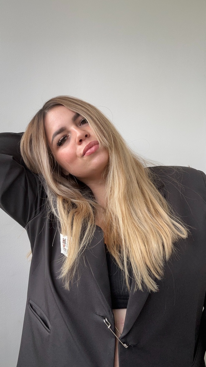 С ресницами 