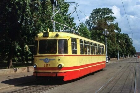 Трамвай ЛМ-57