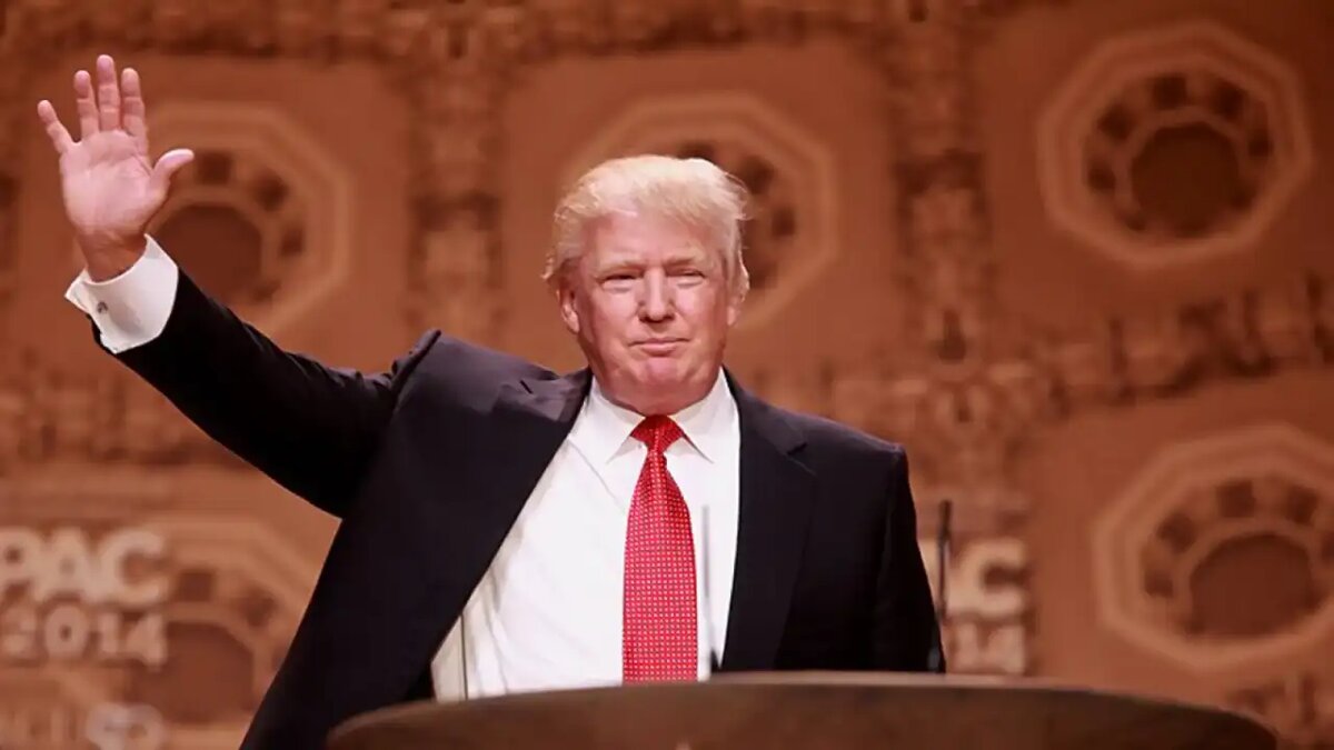    Дональд Трамп