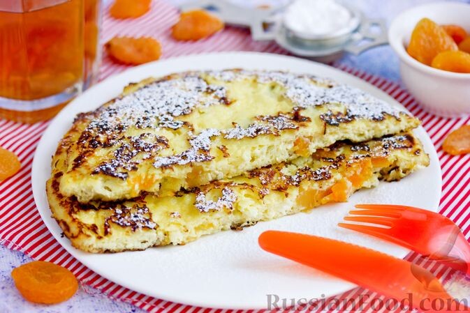 творог, яйца, молоко, курага, сахар, ванильный сахар, масло сливочное, пудра сахарная