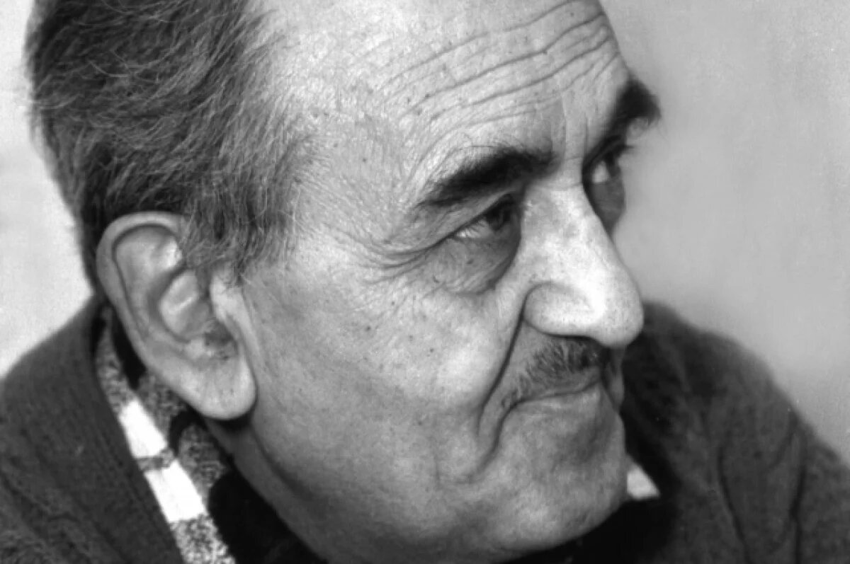    Николаю Викторовичу было 90 лет.