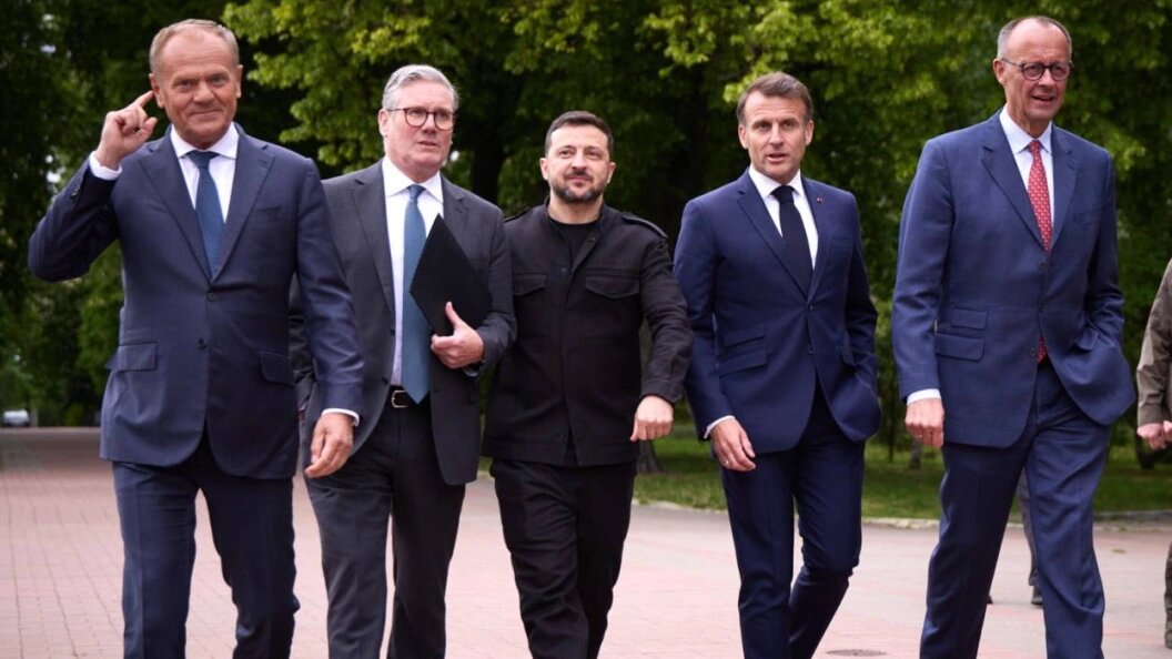    Фото из паблика главы киевского режима.