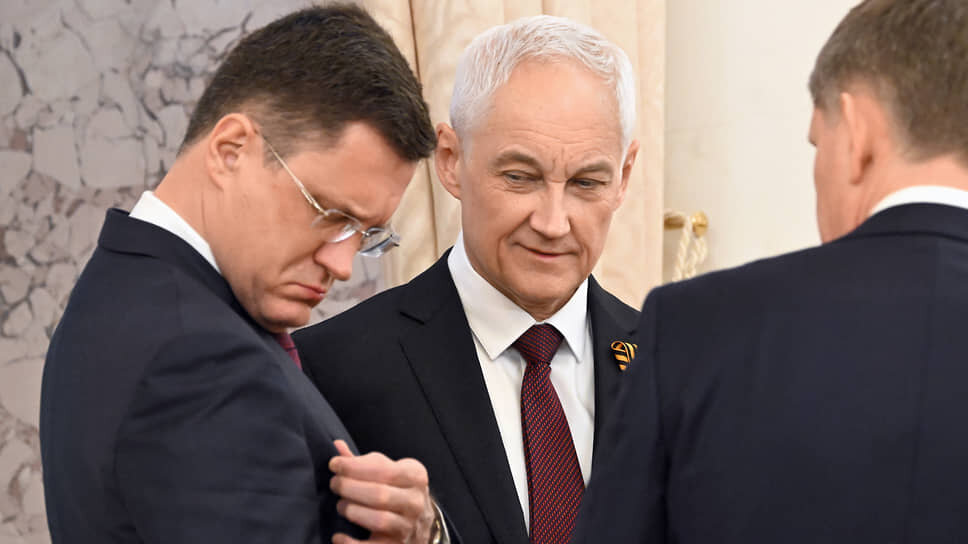 Вице-премьер Александр Новак следит за собой не меньше, чем за ним следит министр обороны Андрей Белоусов.📷Фото: Дмитрий Азаров / Коммерсантъ