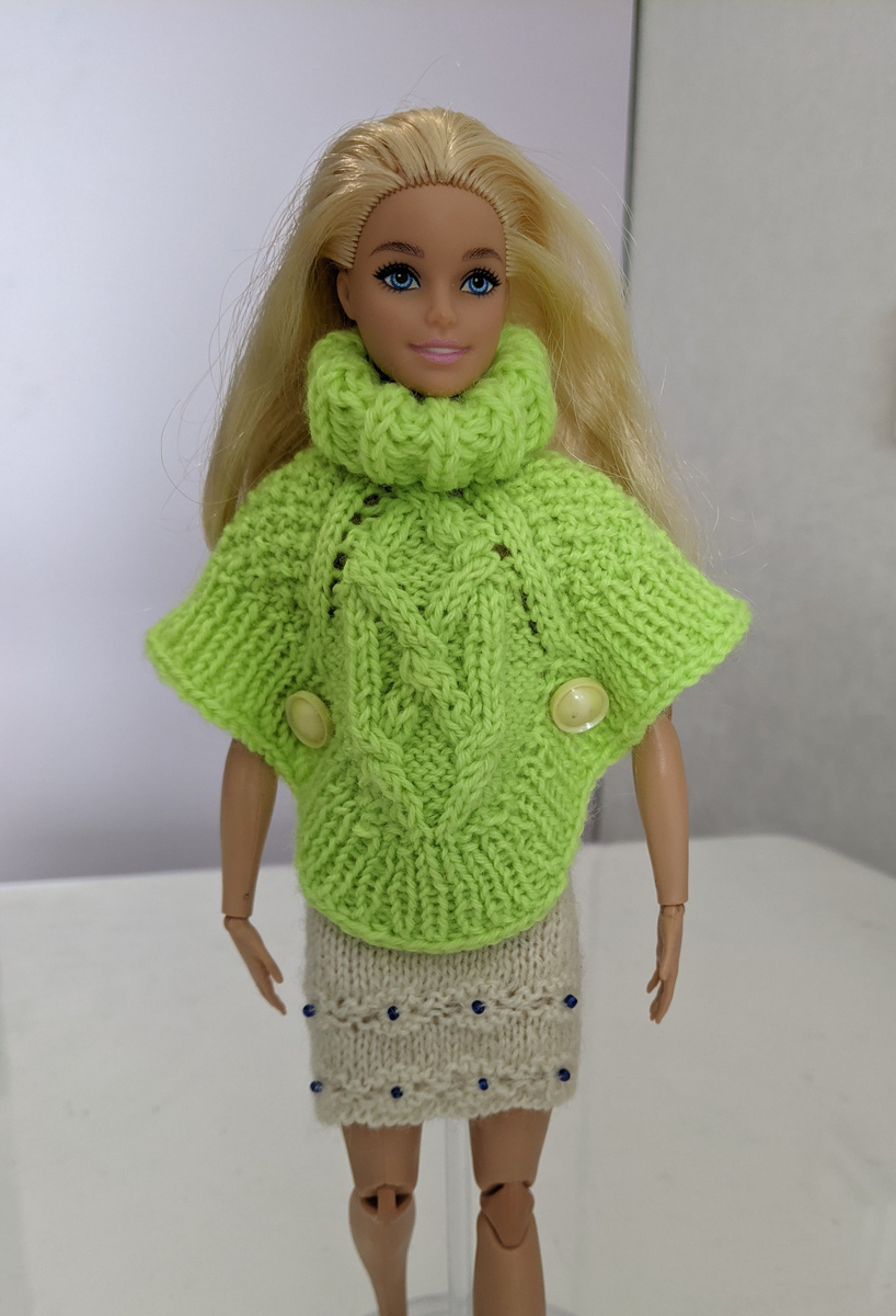 Пончо для куклы Барби спицами. Весенний каприз 