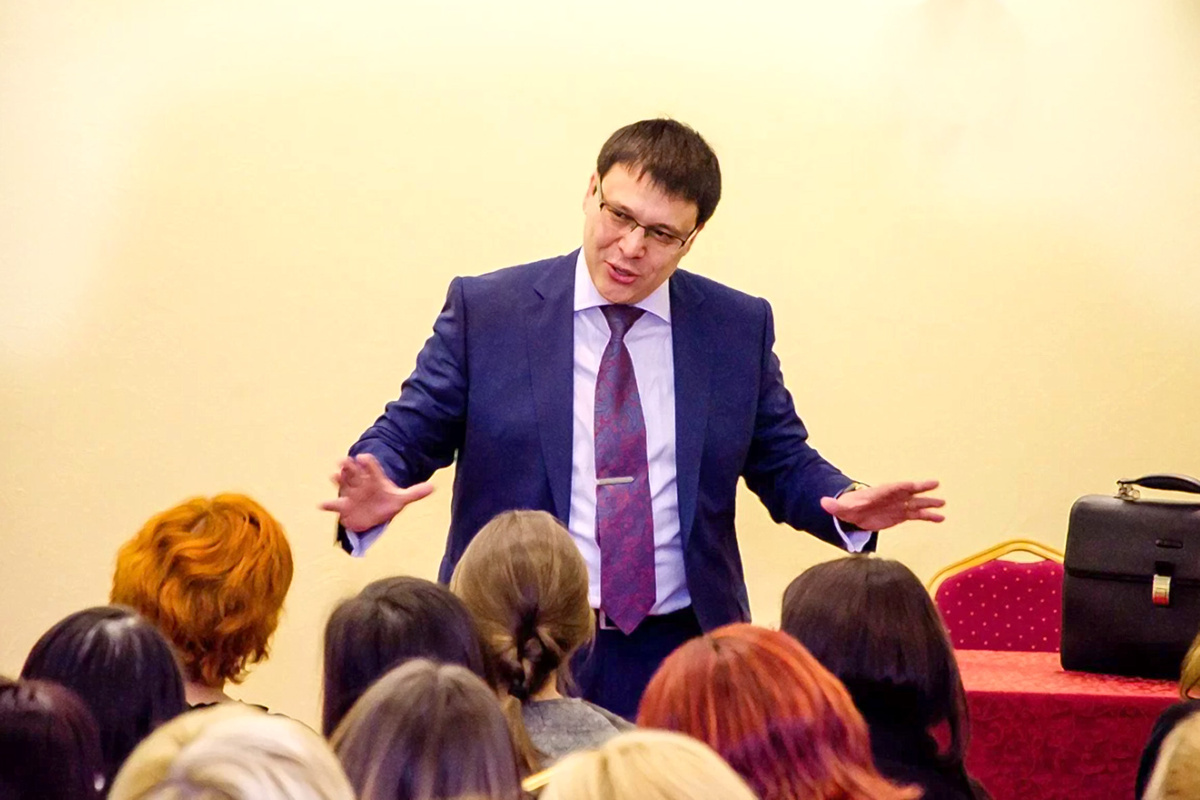 Денис Байгужин