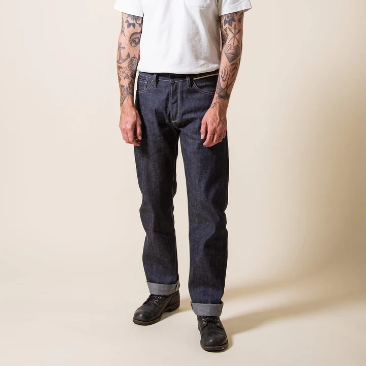 B-07 RELAXED STRAIGHT 10 oz