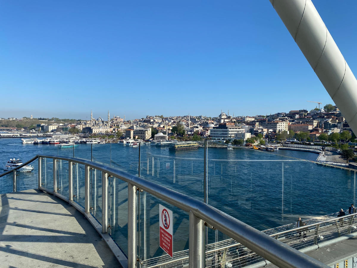 Набережная в Стамбуле. Турция. Фото из личного архива 