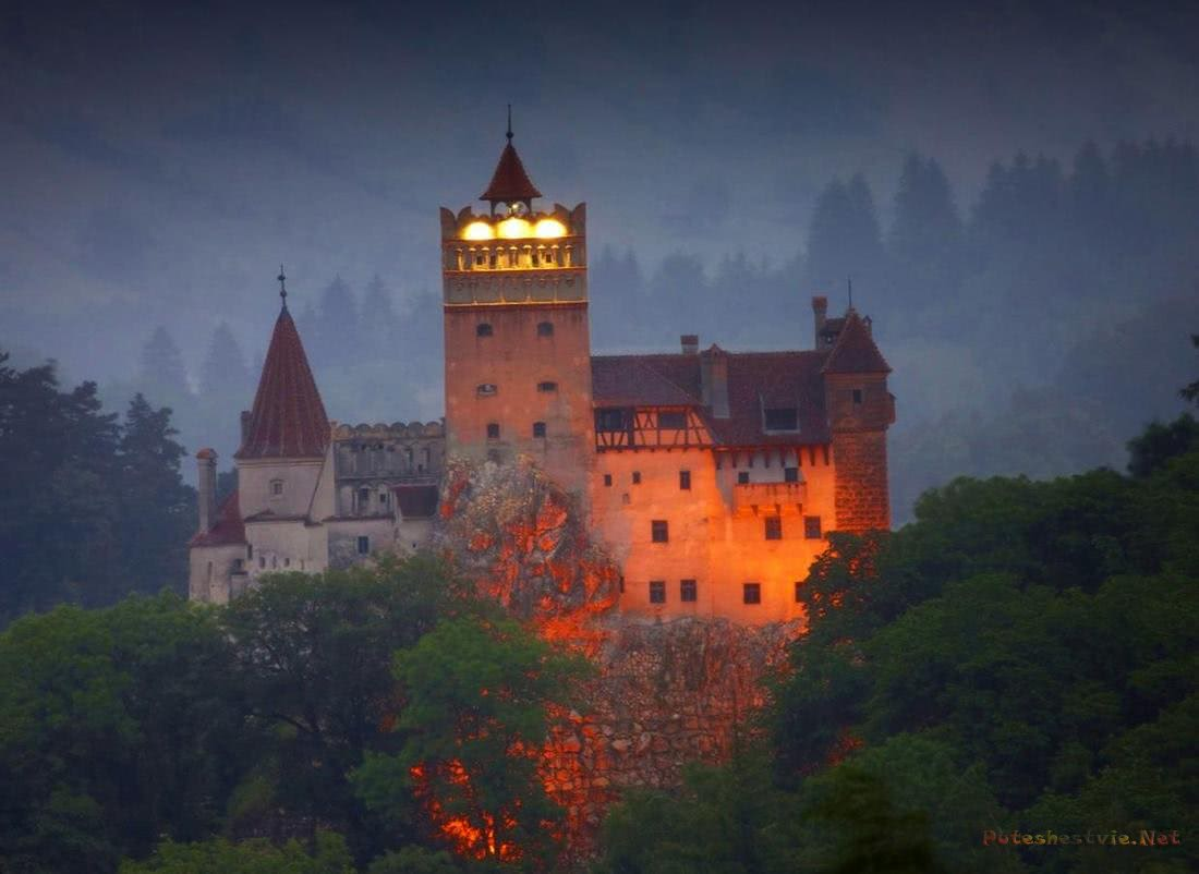 Замок Бран который называют замок Дракулы