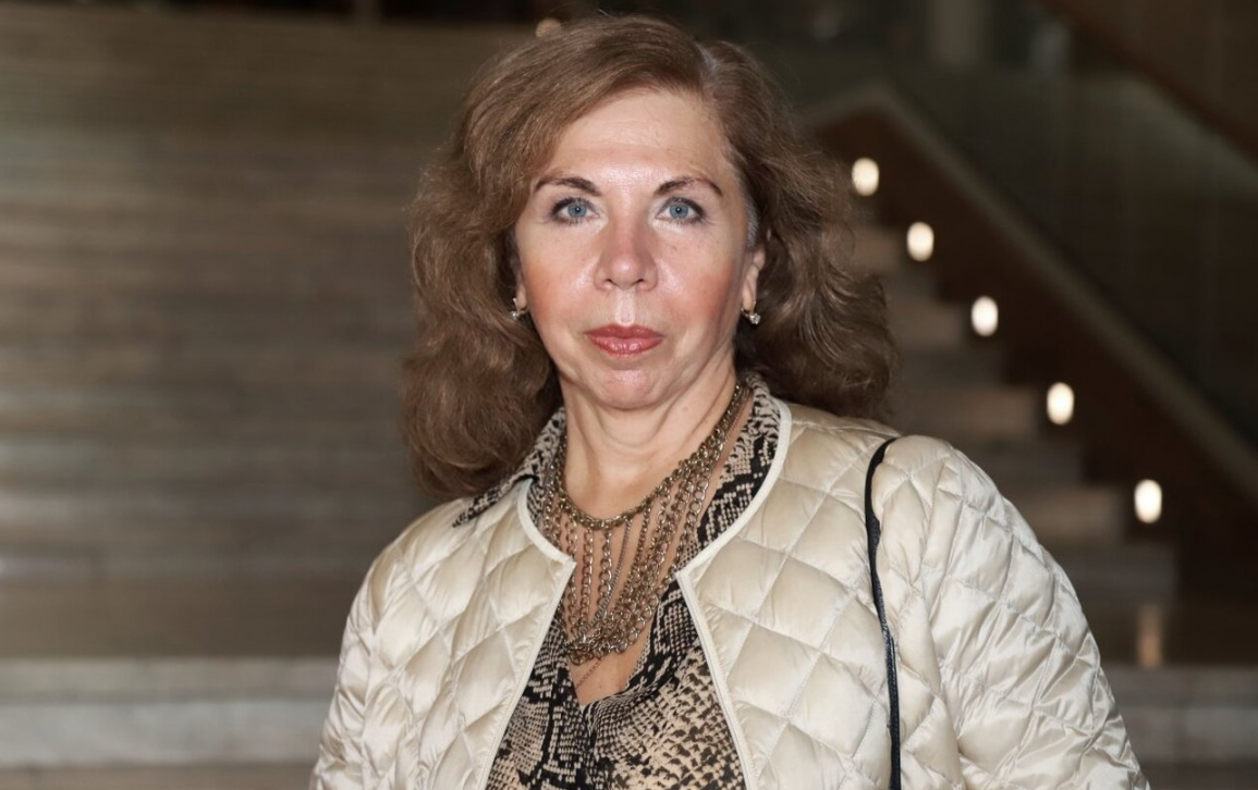 Елена Папанова