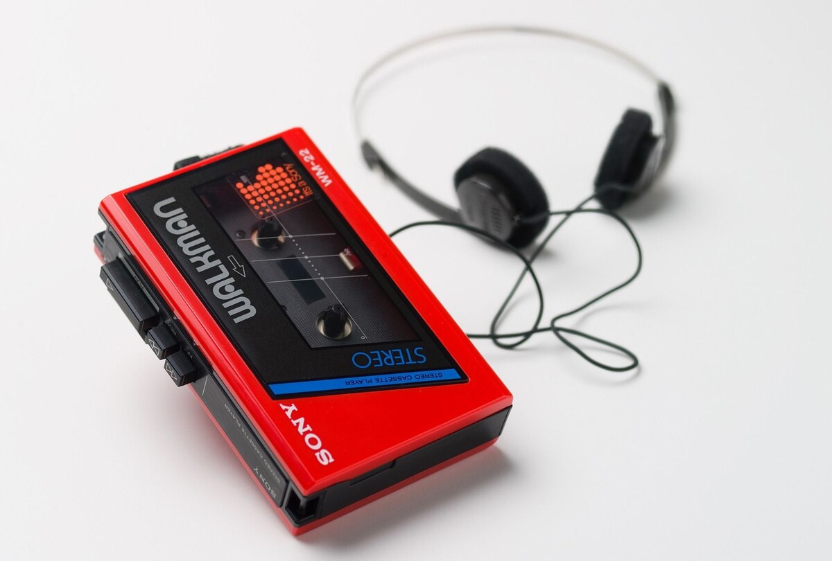 Одна из первых моделей Walkman