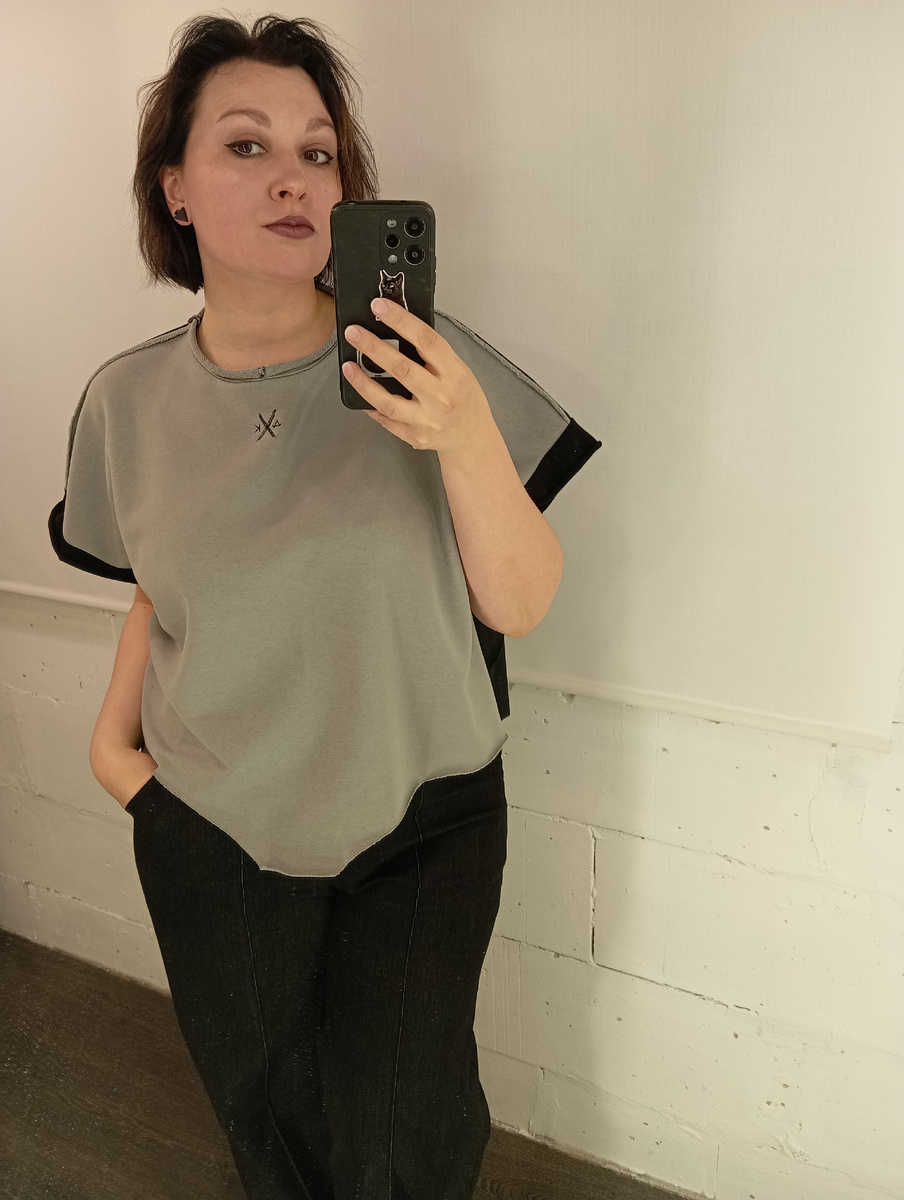 Брюки и топ оверсайз из коллекции