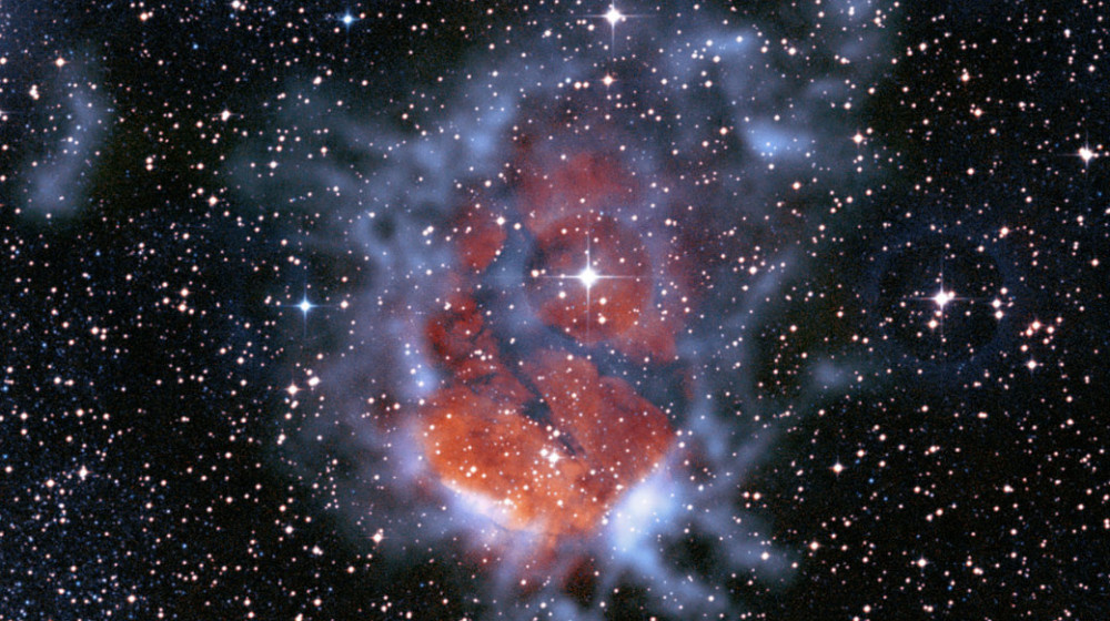    Звёзды-вампиры пожирают своих соседей и российские астрономы знают почему