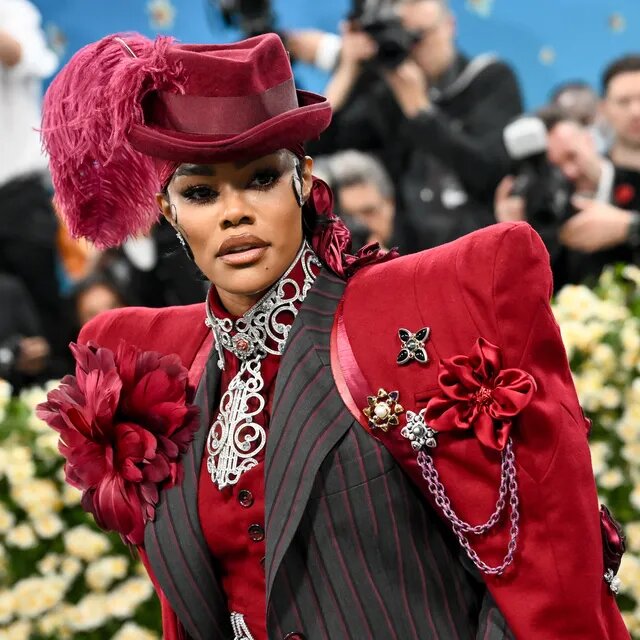 Тейяна Тейлор - украшения и драгоценности на Met Gala 2025