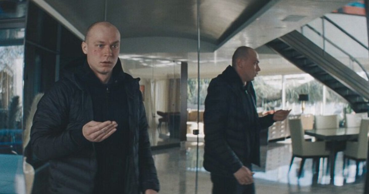 Кадр из фильма "Анора", 2024