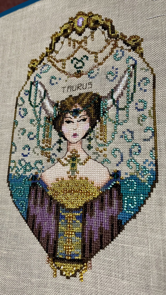 Вышитая работа 