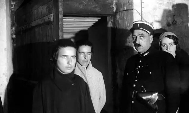 Леа и Кристин Папин под стражей