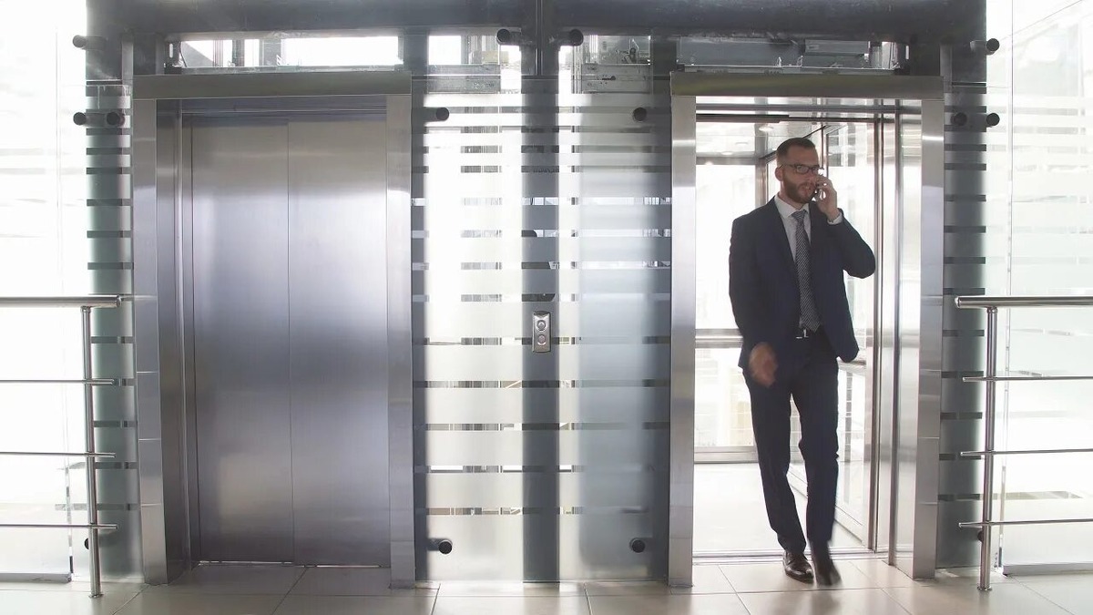 Директор компании.