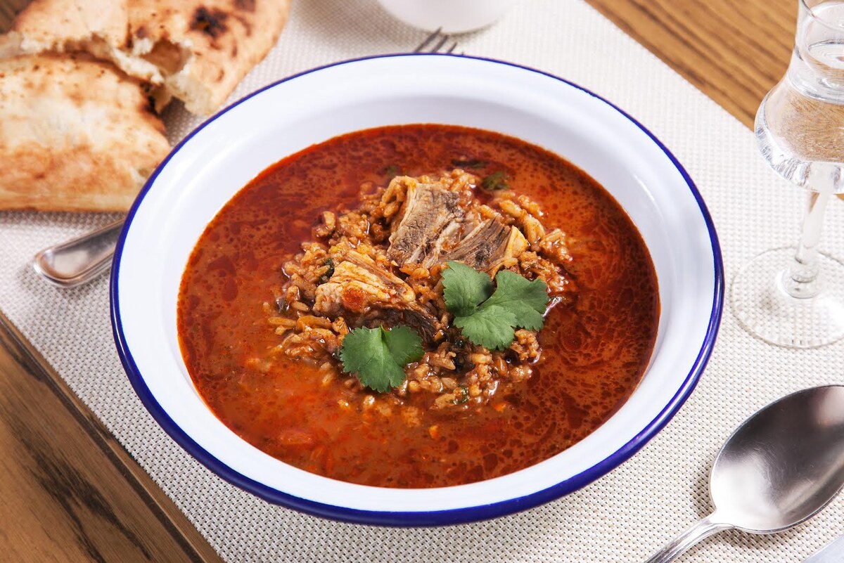    Бабушкин харчо с алычой и кинзой — секрет грузинской деревни