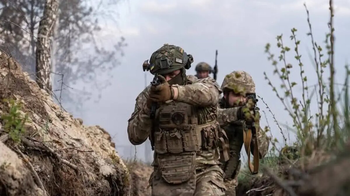    Украинские военнослужащие.