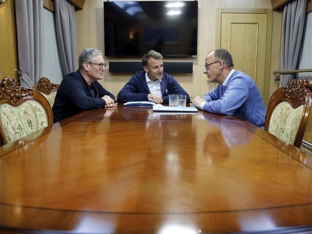    Фото: Ludovic Marin, Pool Photo via AP