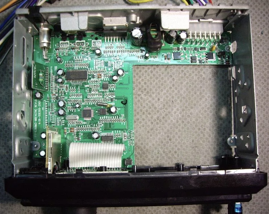 Магнитола в разборе