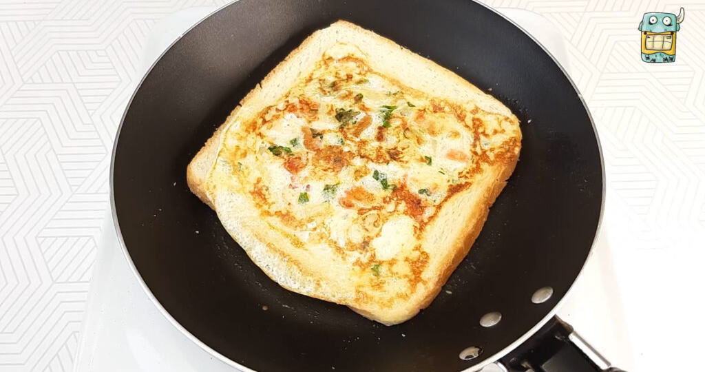 Быстрый завтрак на сковороде. Вкусный сэндвич за несколько минут