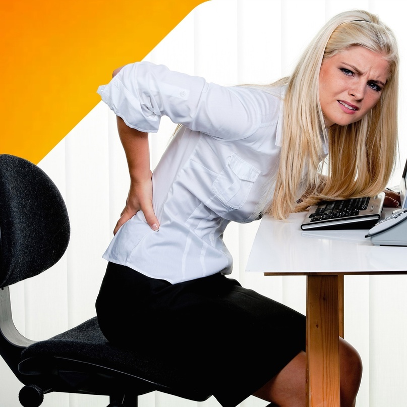 Синдром уставшей спины — это не болезнь, а постоянное перенапряжение мышц и нервов без выраженной боли. Он проявляется как вялость, напряжение в спине и шее, снижение концентрации и желание всё время менять позу.