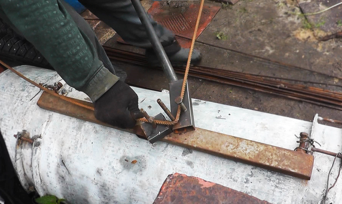 Часто делаю самодельные инструменты для выполнения различных работ.