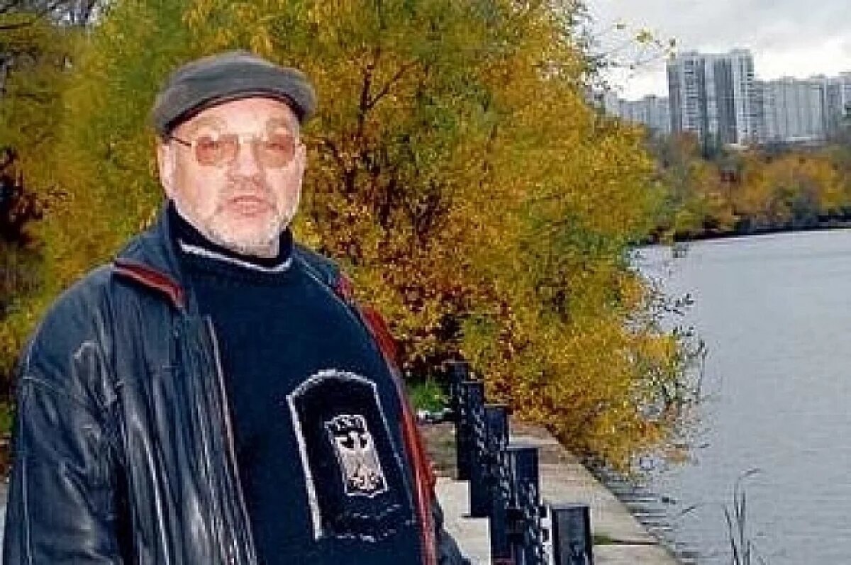    Александр Кобозев.