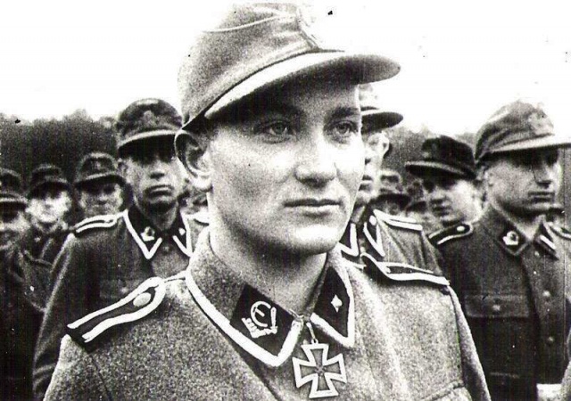 Солдаты эстонской дивизии войск СС