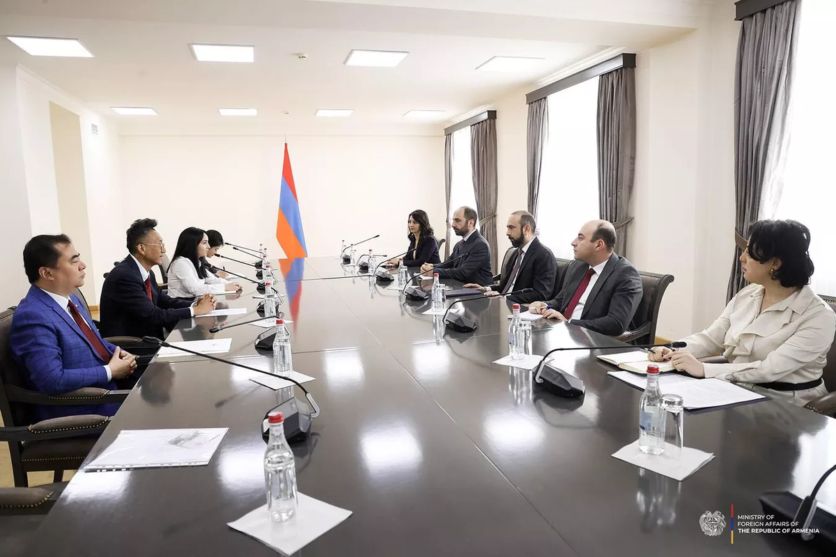 © Photo : official site of MFA of RA