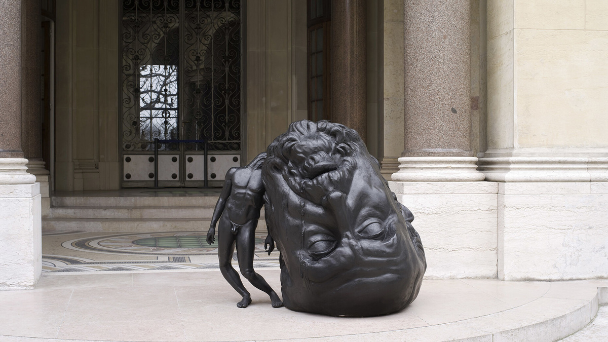 Скульптор Томас Леруа.