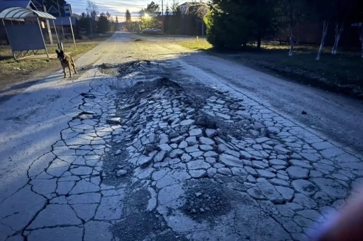    Автобус в Уфе перестал ходить на участке маршрута из-за разбитой дороги
