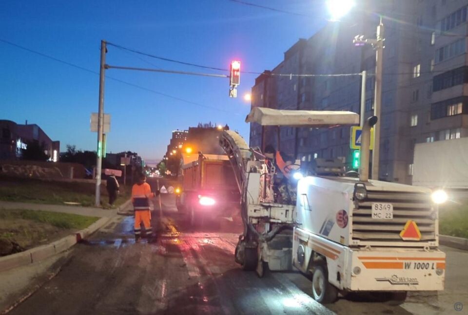    Текущий ремонт дорог в Барнауле. Источник: barnaul.org
