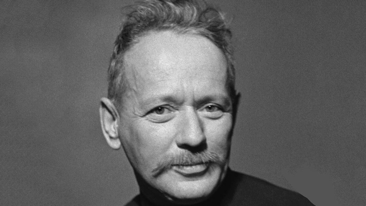 Михаил Александрович Шолохов.