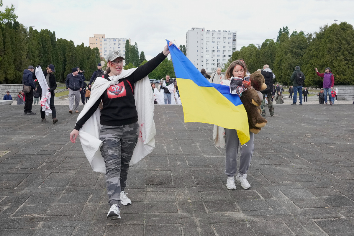 AP Photo/Czarek Sokolowski