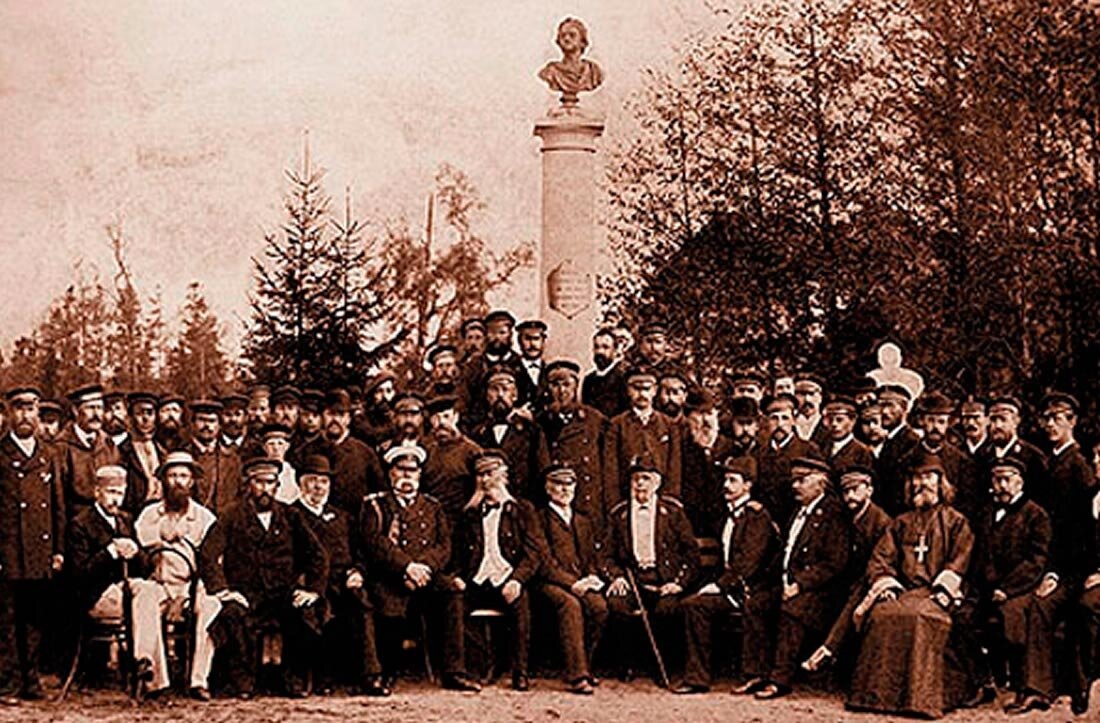 Члены императорского яхт клуба 