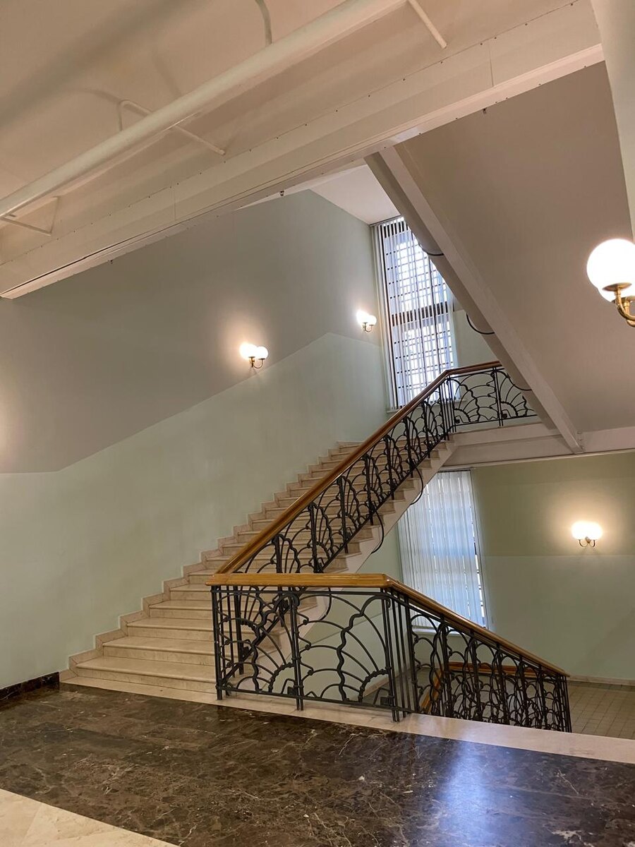 РЭУ им. Плеханова © "Покажу Москву"