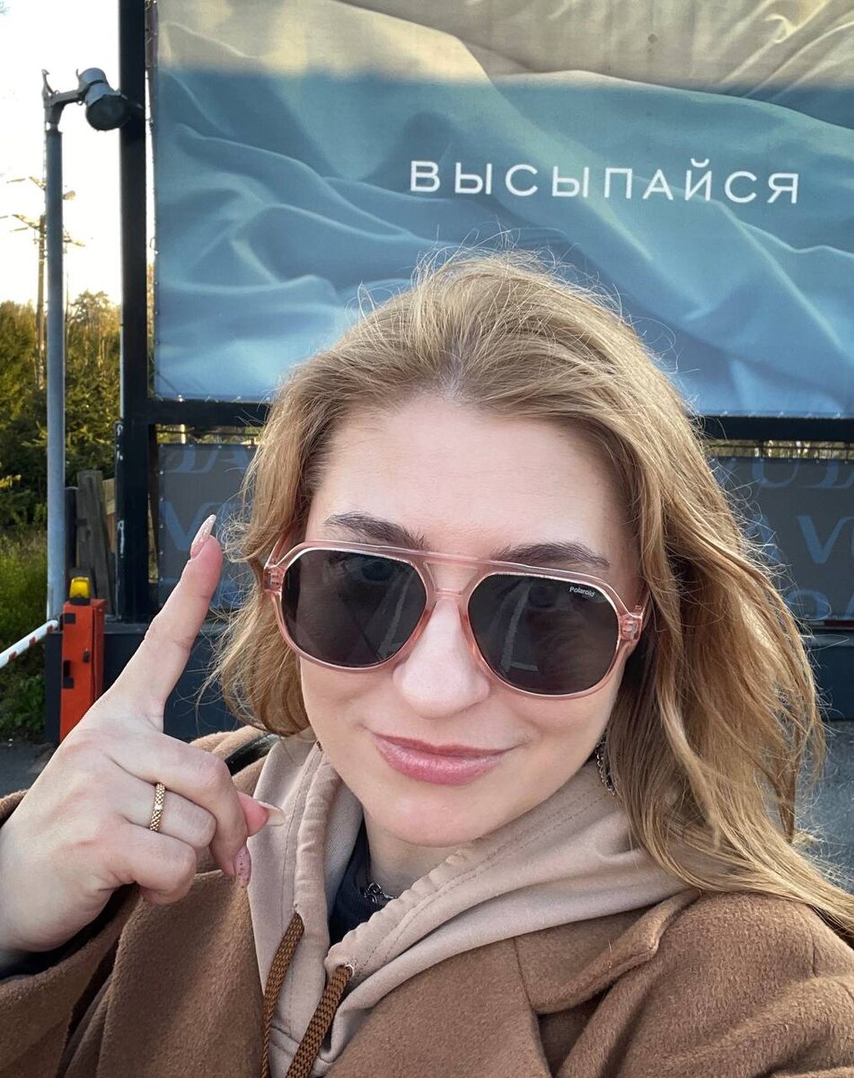 В Сестрорецке ЗАМЕЧАТЕЛЬНЫЕ таблички есть, я бы по всему городу такие развесила, по всей стране