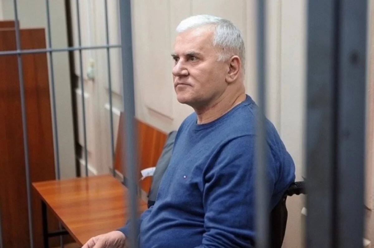    Экс-мэр Махачкалы требует улучшить условия содержания в «Чёрном дельфине»