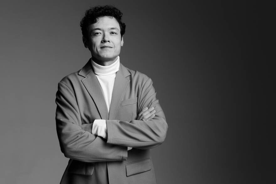     На фото эксперт по инвестициям в недвижимость и совладелец отеля «Луна и Лотос» Евгений Ким