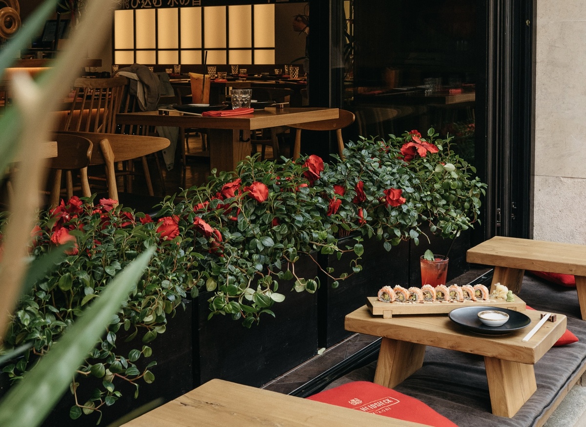 Открытые окна и терраса 