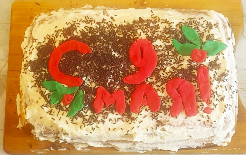 Торт ко Дню Победы детскими руками