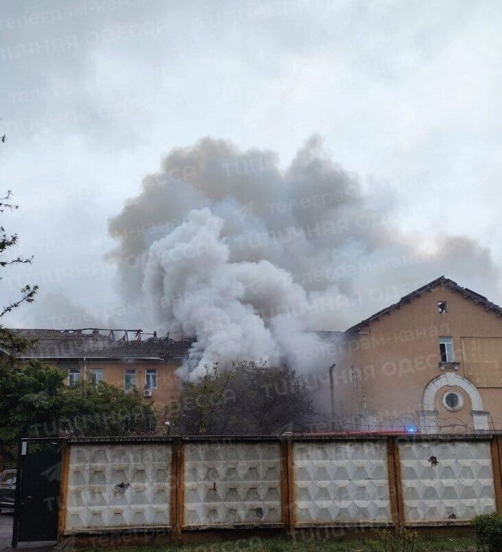 Пораженная беспилотниками цель в Одесской области. Фото: Типичная Одесса