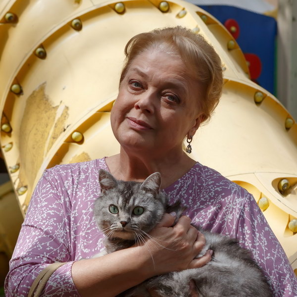     Мелодраму «Начнём всё снова» с Любовью Руденко покажет «Россия»