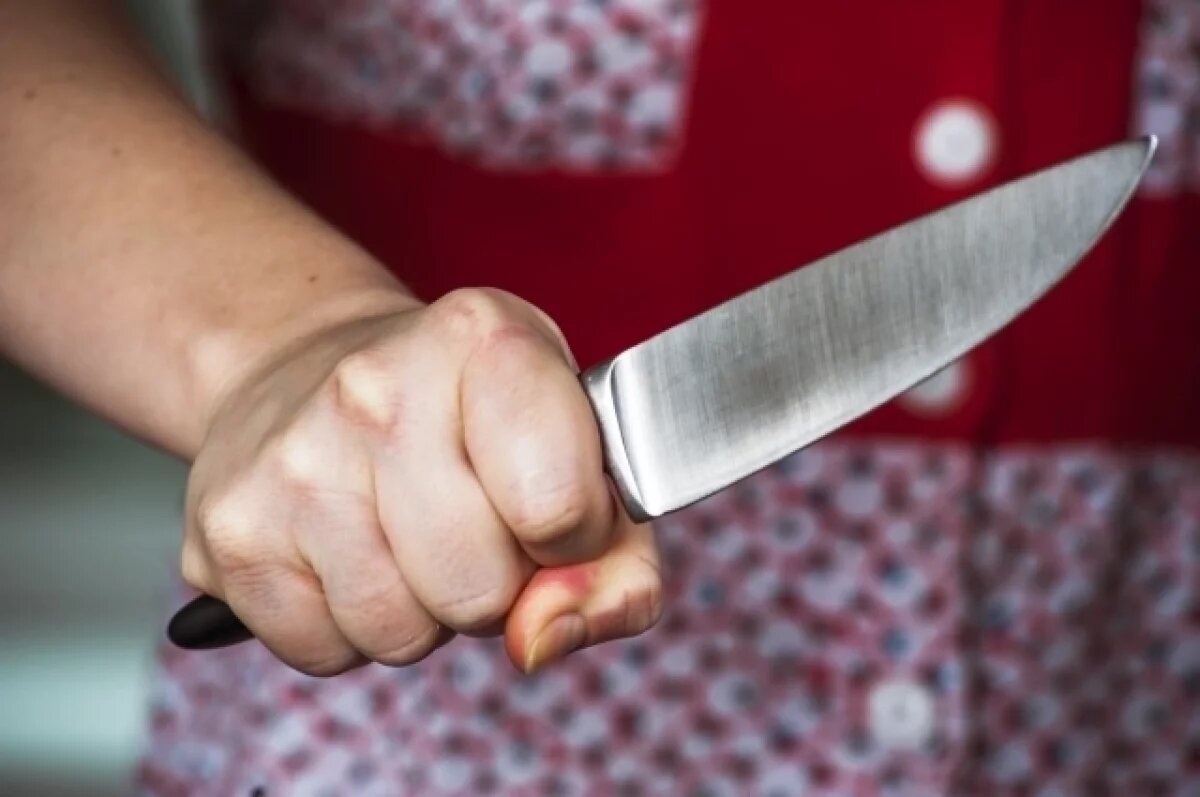    В Татарстане опекунша ударила ребенка ножом за плохую нарезку овощей