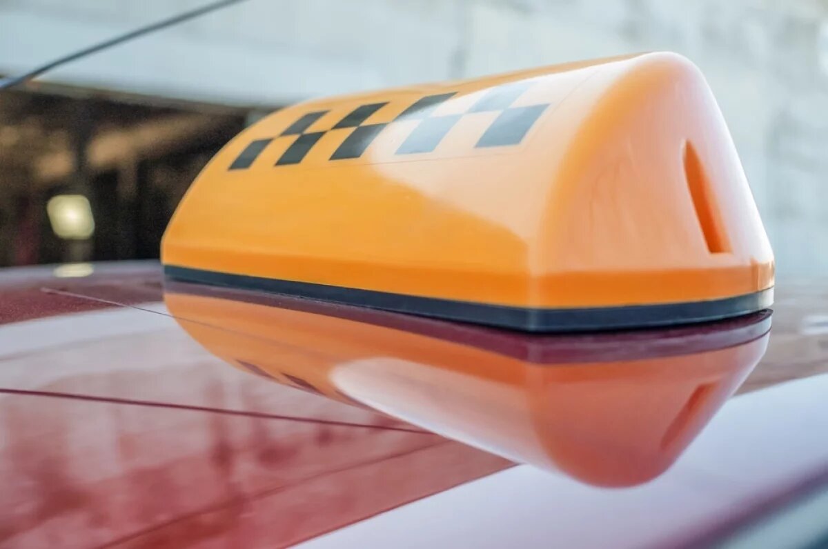    Госдума может рассмотреть законопроект о локализации такси 13 мая