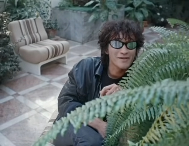 Кадры из кинофильма "Игла"